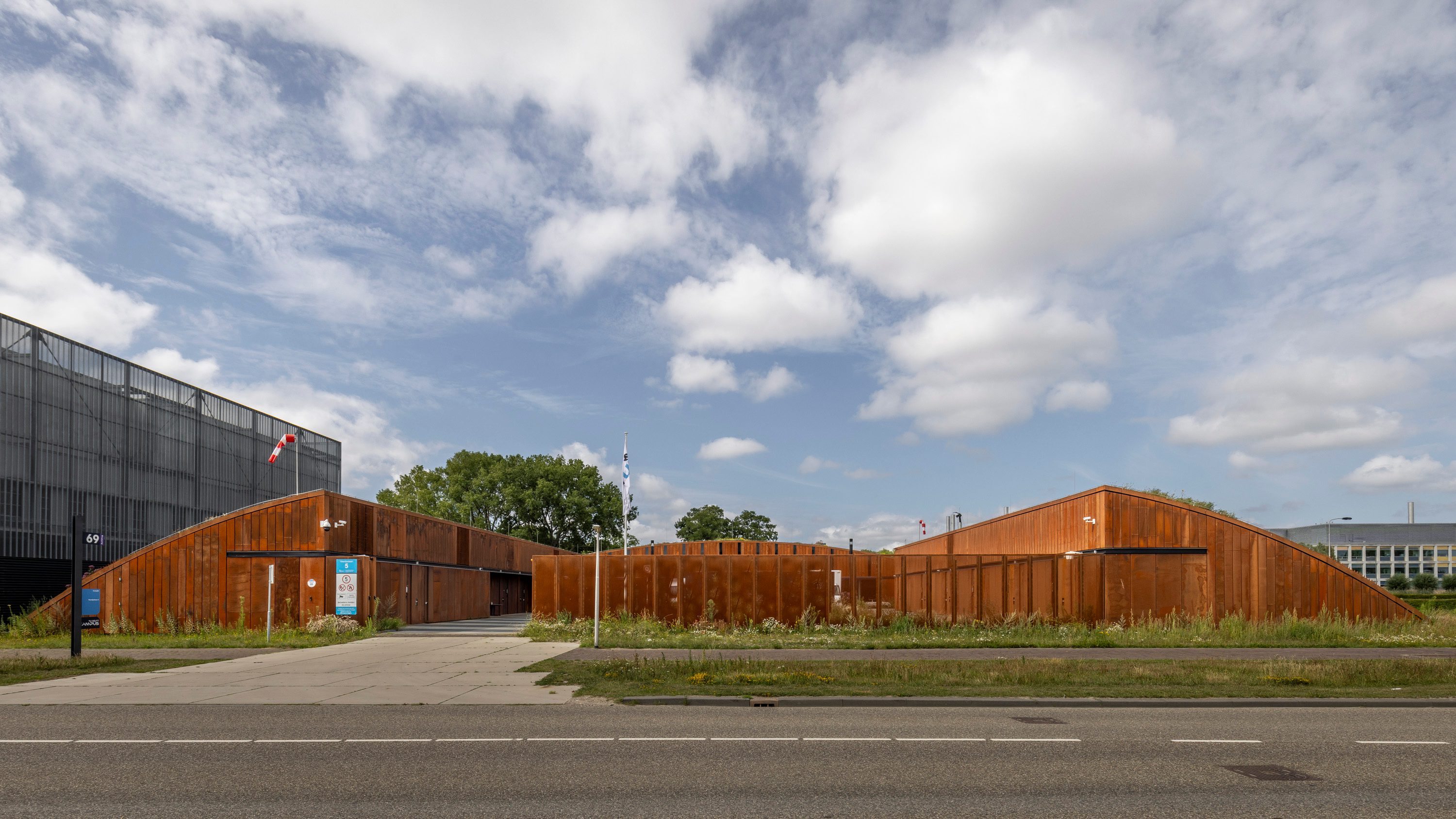 Cepezed - Nederlands | Logistics & Environment TU Delft